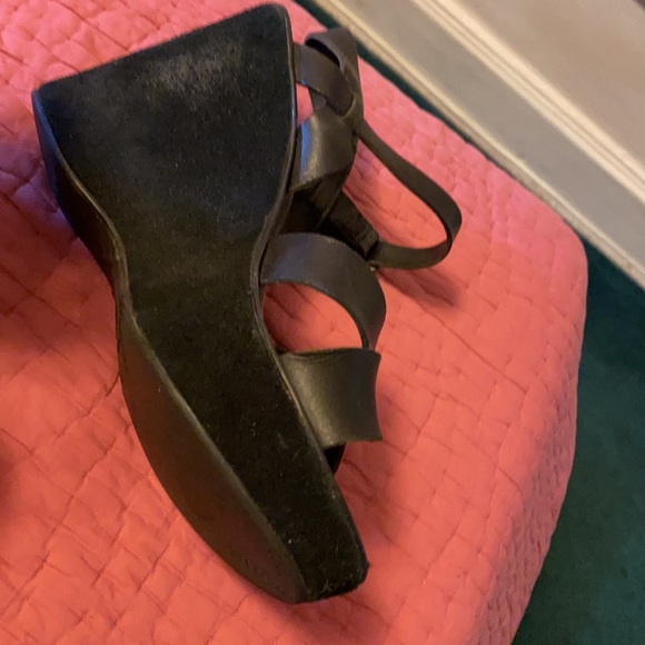 Korkease platforms - Picture 7 of 7